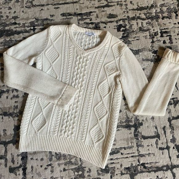 JW Anderson X Uniqlo Cable Knit Creme VNeck Sweater Women Medium - Picture 1 of 6